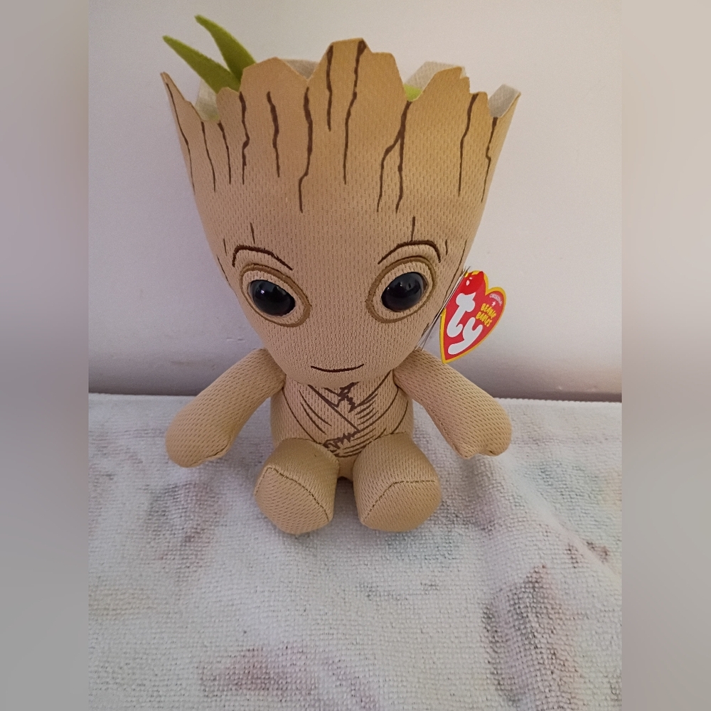 Ty Groot Tan Plush Beanie Baby Still Has Ty Tag On It. - Picture 2 of 6